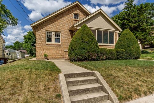 626 Smith Ave, Rockford, IL, 61107-4321 | Card Image