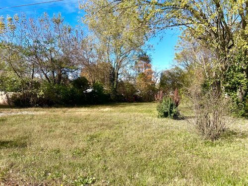 305 W 14th St, Mountain Grove, MO, 65711-1032 | Card Image