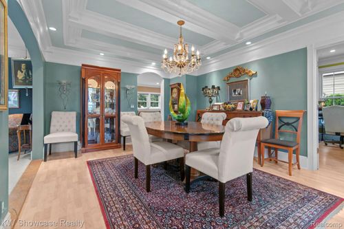 209 Hickory St, Milford, MI, 48381-1944 | Card Image
