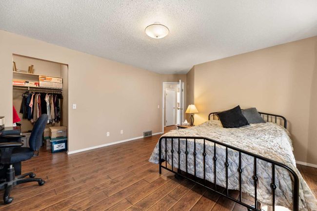 4521 Shannon Drive, Home with 2 bedrooms, 1 bathrooms and 6 parking in Olds AB | Image 15