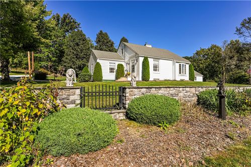 110 Daffodil Lane, Hempfield Twp, PA, 15644 | Card Image