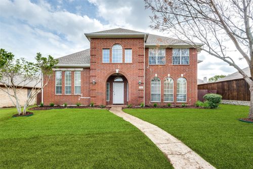2904 Woods Dr, Plano, TX, 75025-6424 | Card Image