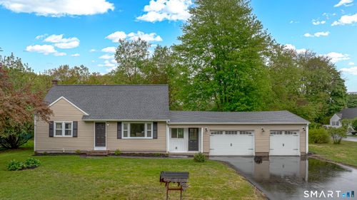 4 Lox Ln, Enfield, CT, 06082-5043 | Card Image