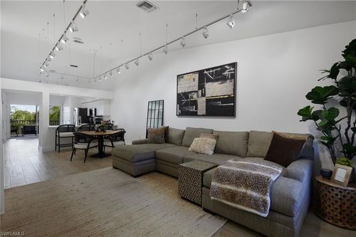 unit-304-28871 Bermuda Lago Ct, BONITA SPRINGS, FL, 34134-6316 | Card Image