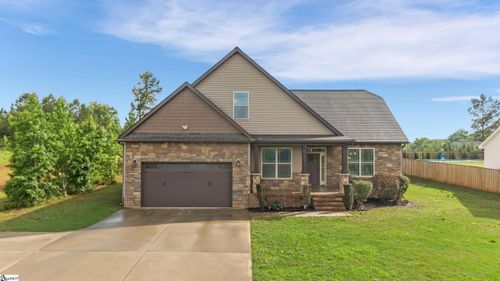 555 Old Bethel Rd, Moore, SC, 29369-9227 | Card Image