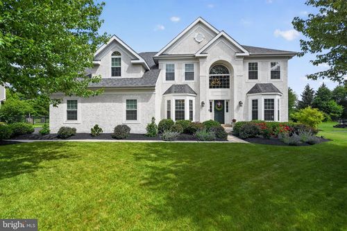 210 Winterberry Ln, COLLEGEVILLE, PA, 19426-3835 | Card Image