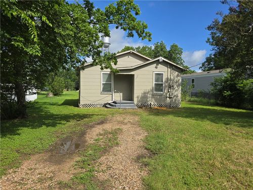 115 S Dallas St, Bremond, TX, 76629-5070 | Card Image