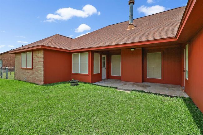 4614 Joe Patch Rd, House other with 3 bedrooms, 2 bathrooms and 2 parking in Baytown TX | Image 5
