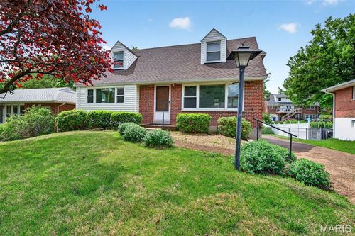 8735 Glenwood Dr, Saint Louis, MO, 63126-1925 | Card Image