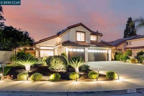 1021 Montclair Ct, Livermore, CA, 94550-7018 | Card Image