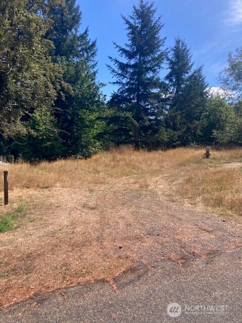 8026 Dawn Hill Dr Se, Olympia, WA, 98513-5603 | Card Image