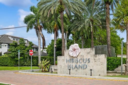 apt-101-405 N Hibiscus Dr, Miami Beach, FL, 33139-5150 | Card Image