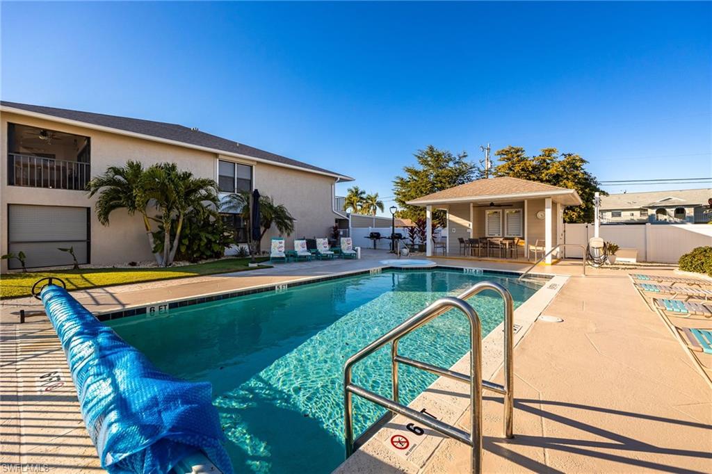 Residential in CAPE CORAL 3