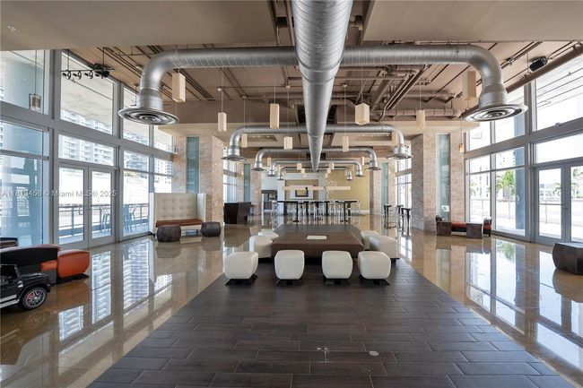 APT-2530 - 690 Sw 1 St Ct, Condo with 1 bedrooms, 1 bathrooms and null parking in MIAMI FL | Image 11