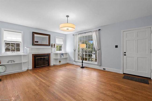 1600 W Lake Dr, House other with 2 bedrooms, 1 bathrooms and null parking in Greensboro NC | Image 9