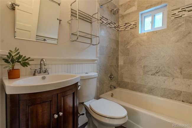 132 Delaware St, House other with 3 bedrooms, 2 bathrooms and 2 parking in Denver CO | Image 16