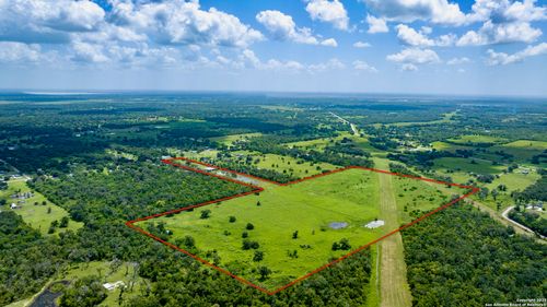 4799 County Road 652, Brazoria, TX, 77422-7014 | Card Image