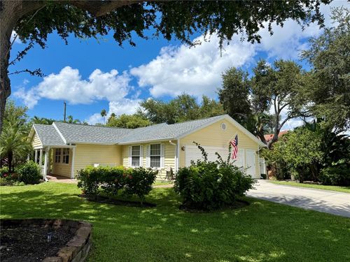 1689 Alta Vista St, SARASOTA, FL, 34236-8419 | Card Image