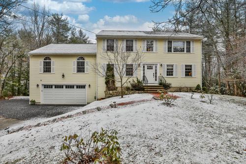 41 Dupaw Gould Rd, Brookline, NH, 03033-2228 | Card Image