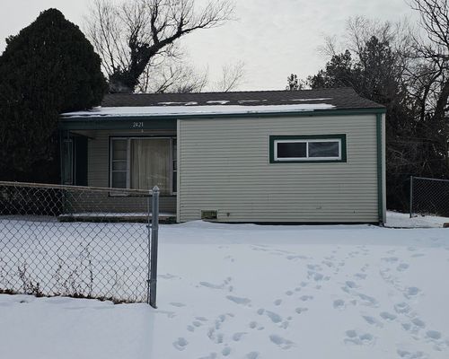 2421 E 22nd St N, Wichita, KS, 67219 | Card Image