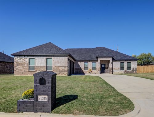 2205 Briarwood Dr, Bridgeport, TX, 76426-1470 | Card Image