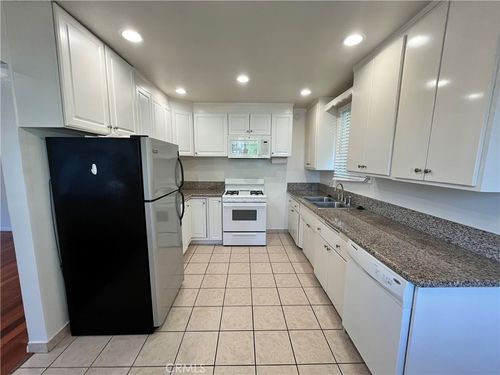 11901 W Washington, Los Angeles, CA, 90066 | Card Image