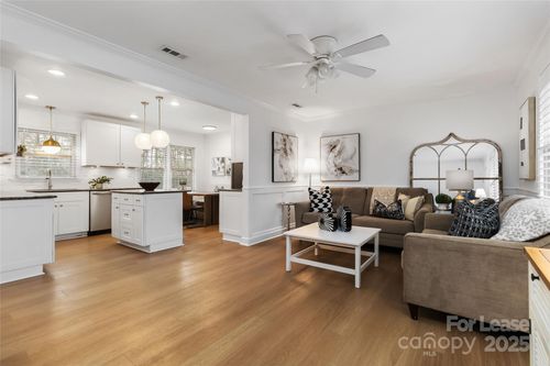 405 Hillcrest Dr, Huntersville, NC, 28078-7856 | Card Image