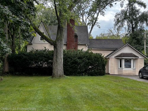 19435 Angling Street, Livonia, MI, 48152 | Card Image