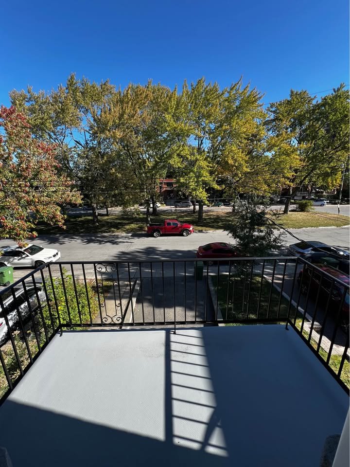 Residential Lease in Montréal (Côte-des-Neiges/Notre-Dame-de-Grâce) 2