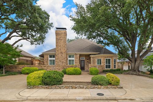 7009 Chevy Chase Ave, Dallas, TX, 75225-2418 | Card Image