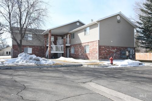 264 N 3rd E, Rexburg, ID, 83440-1675 | Card Image