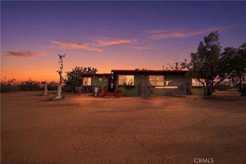 60153 Fancher Rd, Landers, CA, 92285 | Card Image
