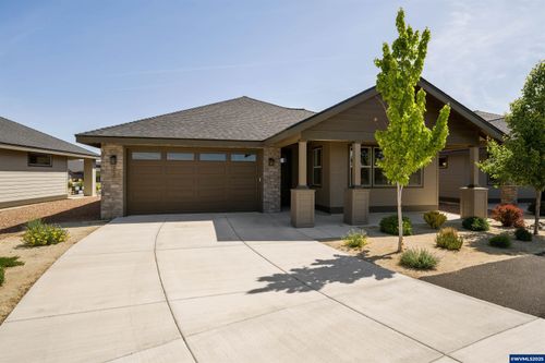 2628 Nw Redwood Cir, Redmond, OR, 97756 | Card Image