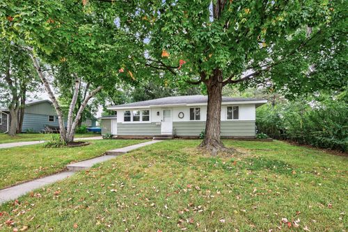 1637 Pullman Ave, Saint Paul Park, MN, 55071-1206 | Card Image