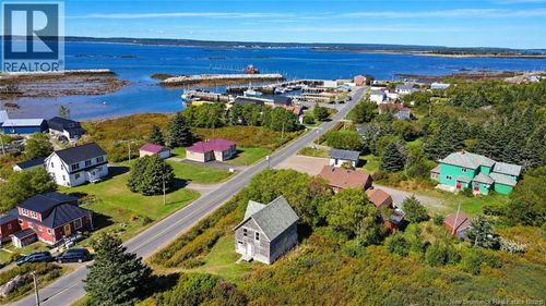 112 White Head Rd, White Head Island, NB, E5G1K4 | Card Image