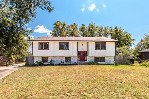 620 Rosewood Cir, Claremore, OK, 74017-4729 | Card Image