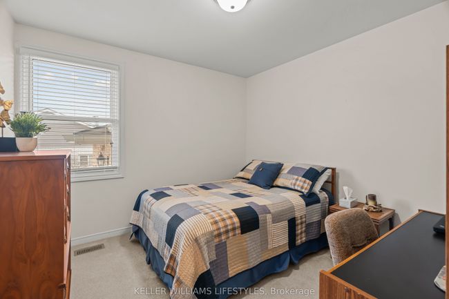 60 James St N, House other with 3 bedrooms, 2 bathrooms and 2 parking in Forest ON | Image 15