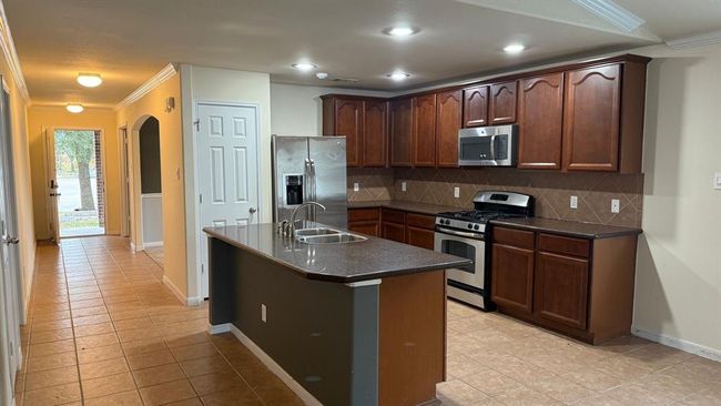 3318 Trail Hollow Dr, House other with 4 bedrooms, 3 bathrooms and null parking in Pearland TX | Image 4