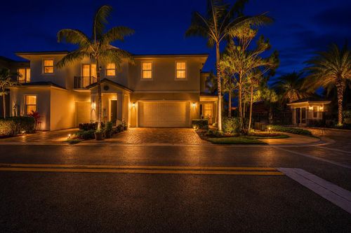 6993-6993 Pines Circle, Coconut Creek, FL, 33073 | Card Image