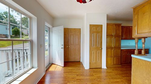 25 Thamsen Dr, Stony Point, NY, 10980-1054 | Card Image