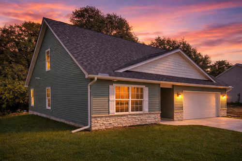 417 Belvoir Rd, Kingsford Heights, IN, 46346-3300 | Card Image