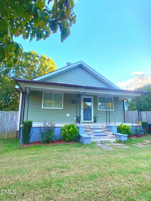 306 Chavasse Ave, Henderson, NC, 27536-4920 | Card Image