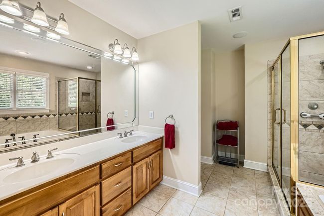 1185 Willow Creek Dr, House other with 4 bedrooms, 3 bathrooms and null parking in Newton NC | Image 17