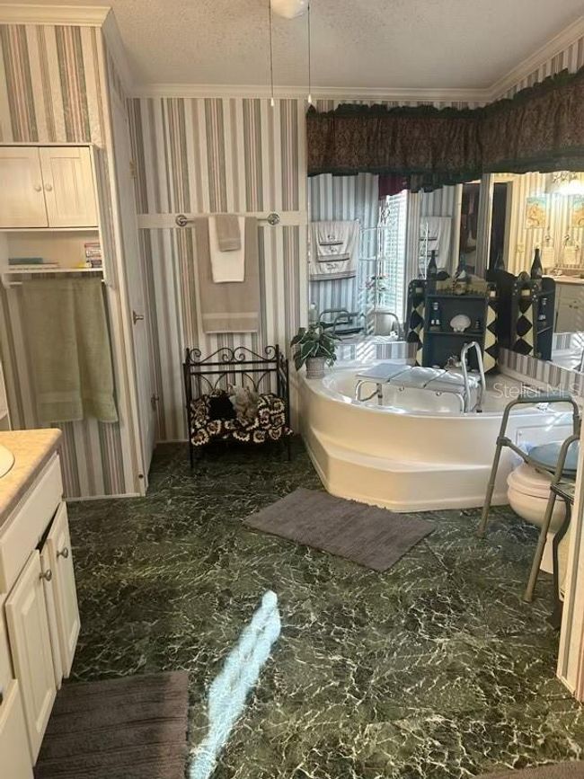 3590 Peanut Rd, House other with 3 bedrooms, 2 bathrooms and null parking in Cottondale FL | Image 25
