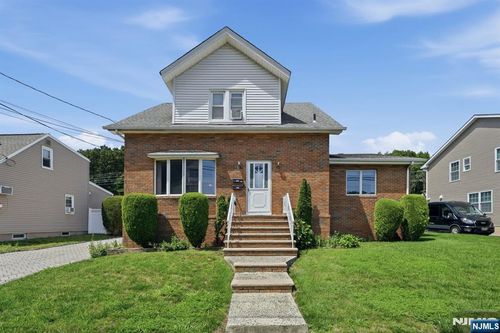 305 Falmouth Ave, Elmwood Park, NJ, 07407-2812 | Card Image