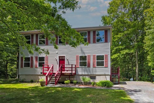 10 Lairds Ct, Purling, NY, 12470-3419 | Card Image