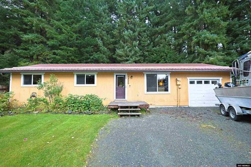 2820 Marsha Ave, Juneau, AK, 99801-9618 | Card Image