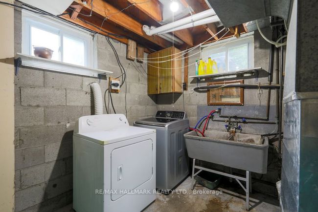 40 Claremore Ave, House other with 3 bedrooms, 2 bathrooms and 3 parking in Scarborough ON | Image 17