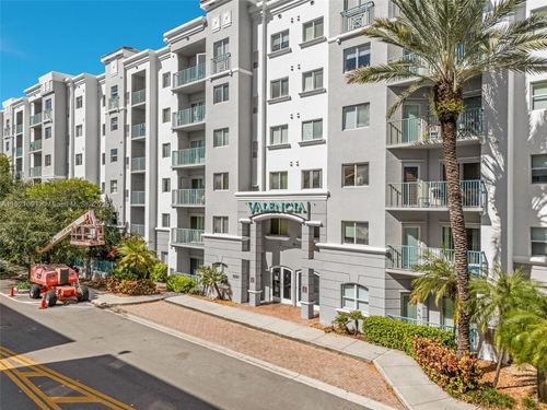 apt-643-6001 Sw 70th St, South Miami, FL, 33143-3432 | Card Image