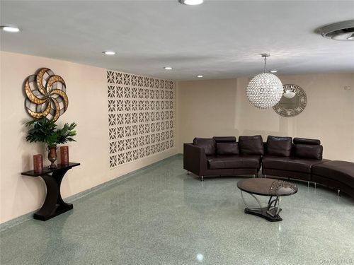 apt-3a-99 60th Ave, Corona, NY, 11368-4402 | Card Image